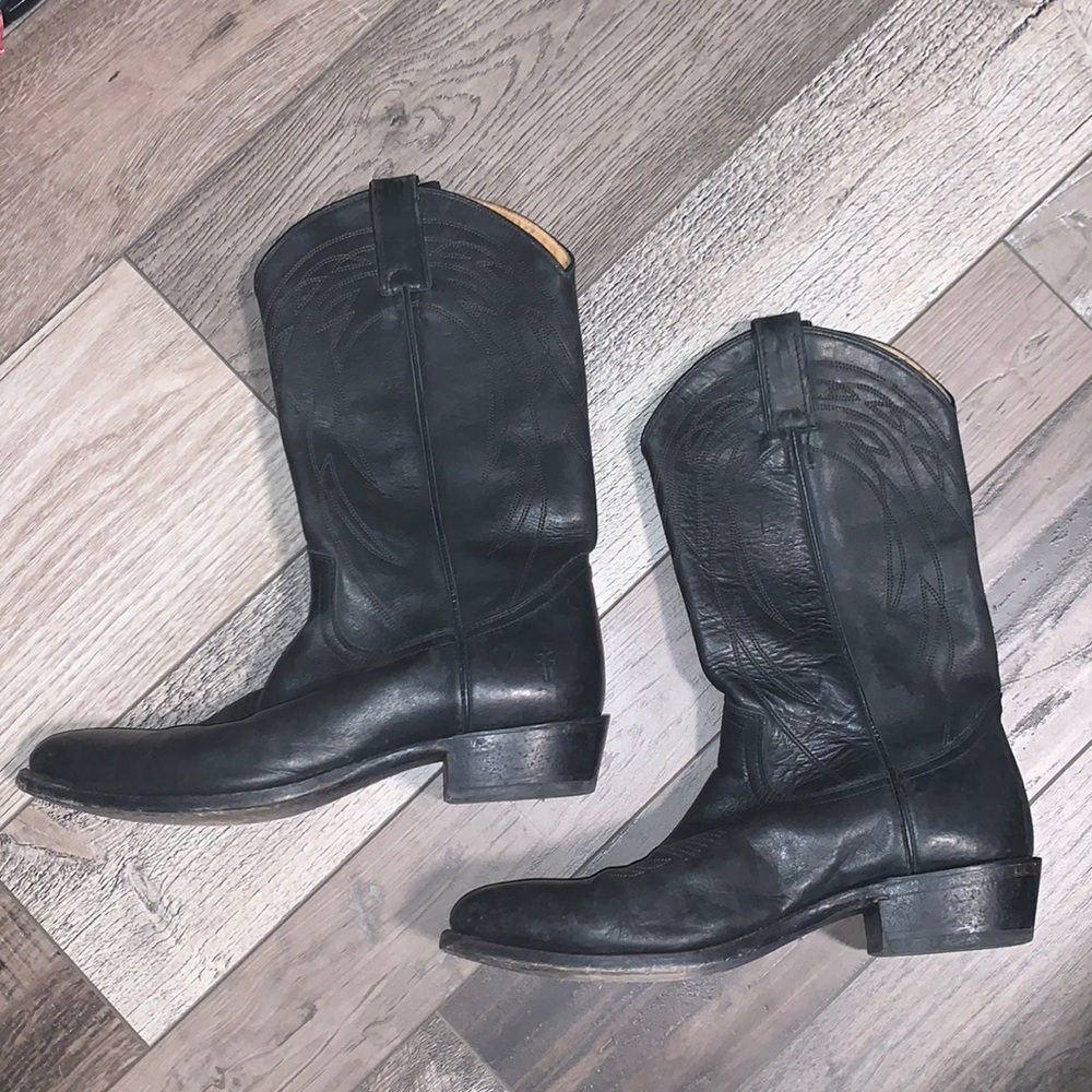 Frye men’s black cowboy boots